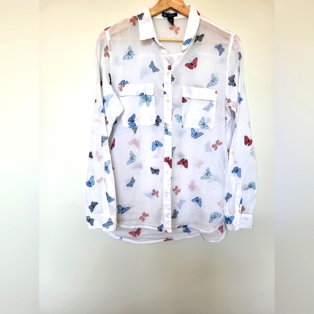GAP shirt